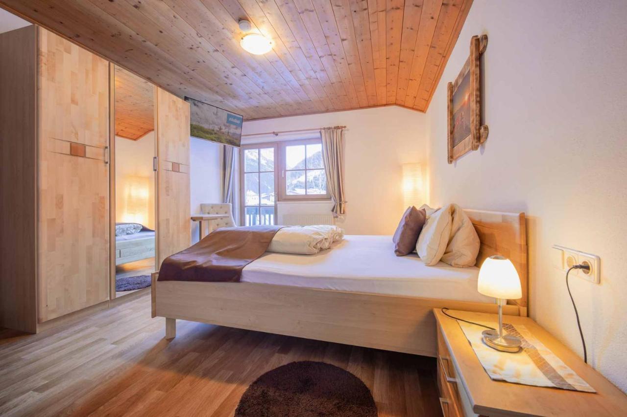 דירות ניוסטיפט אים סטובאיטל Haus Simone מראה חיצוני תמונה